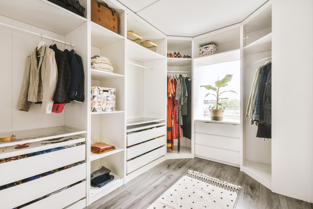 Built In Closet Systems Contractor in Mica ID